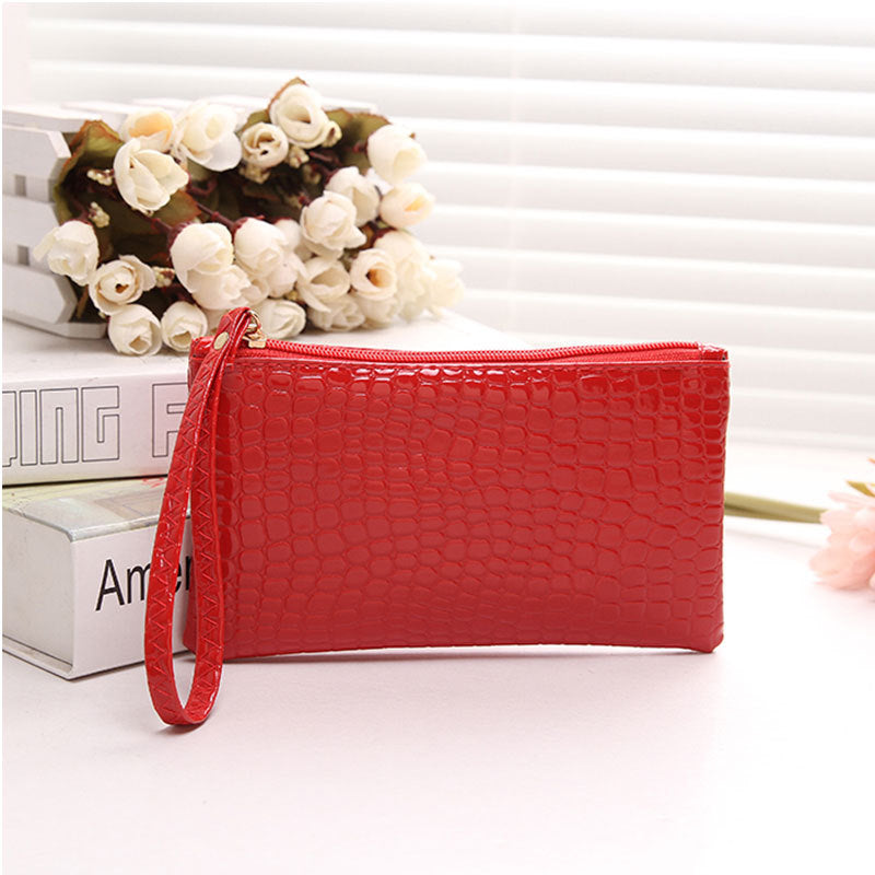 Women's Crocodile Pattern Wallet | PU Leather Bifold Card Holder Purse | Lumu UK