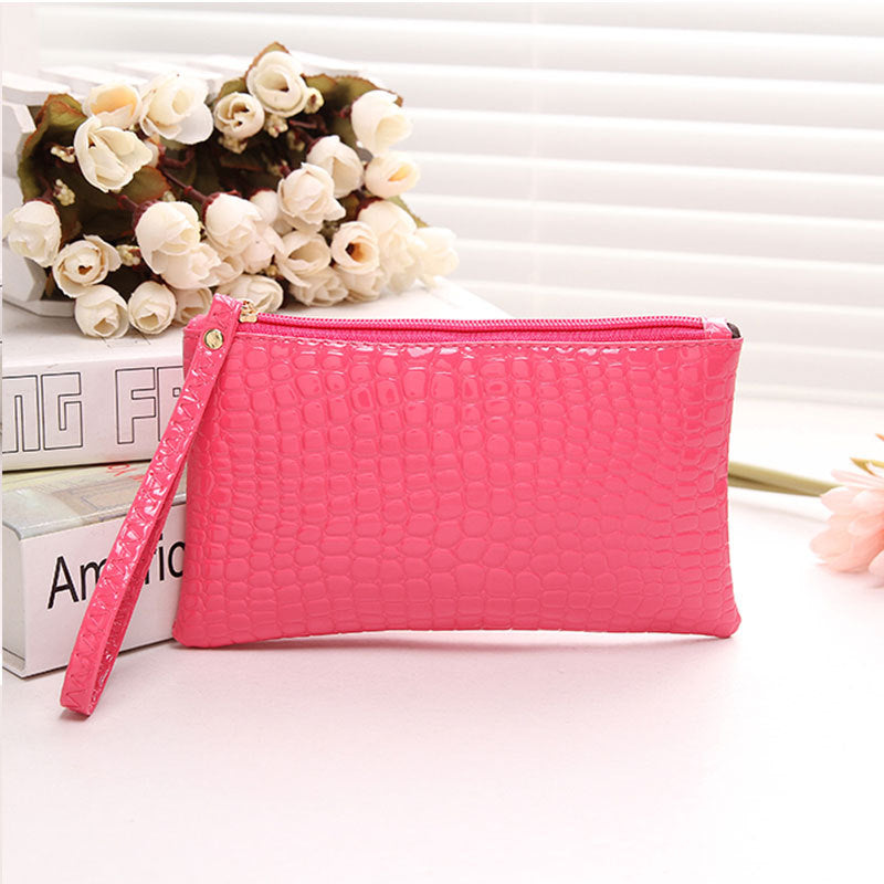 Women's Crocodile Pattern Wallet | PU Leather Bifold Card Holder Purse | Lumu UK